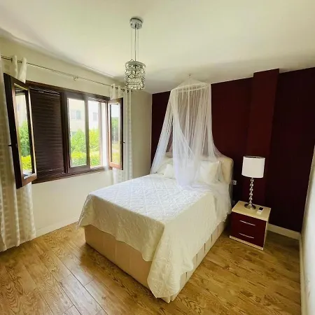 With 4 Bedrooms And 4 Bathrooms Villa